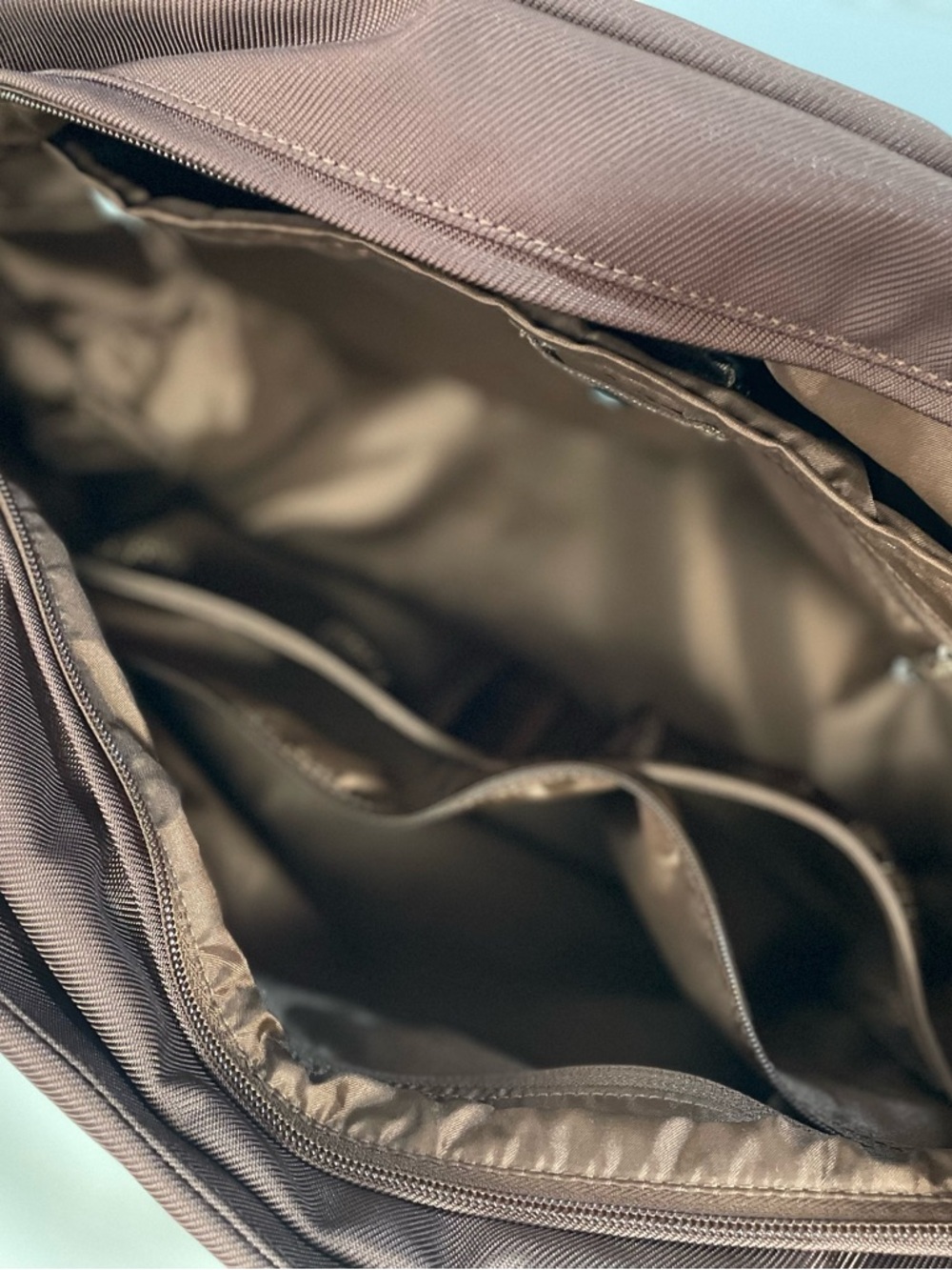 lululemon athletica Go Getter 2.0 Java Brown Duffel Tote Bag 25L - Picture 7 of 16